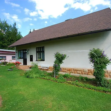 Holiday Dvur Kralove Nad Labem 1304 Cerna Hora