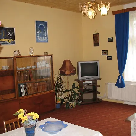 Holiday Dvur Kralove Nad Labem 1304